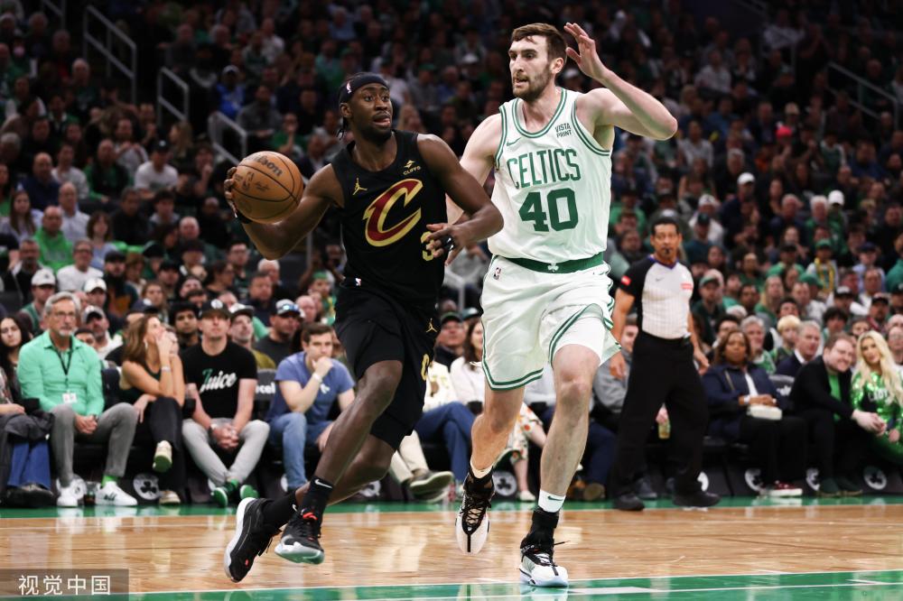 他频繁采用 他频繁采用