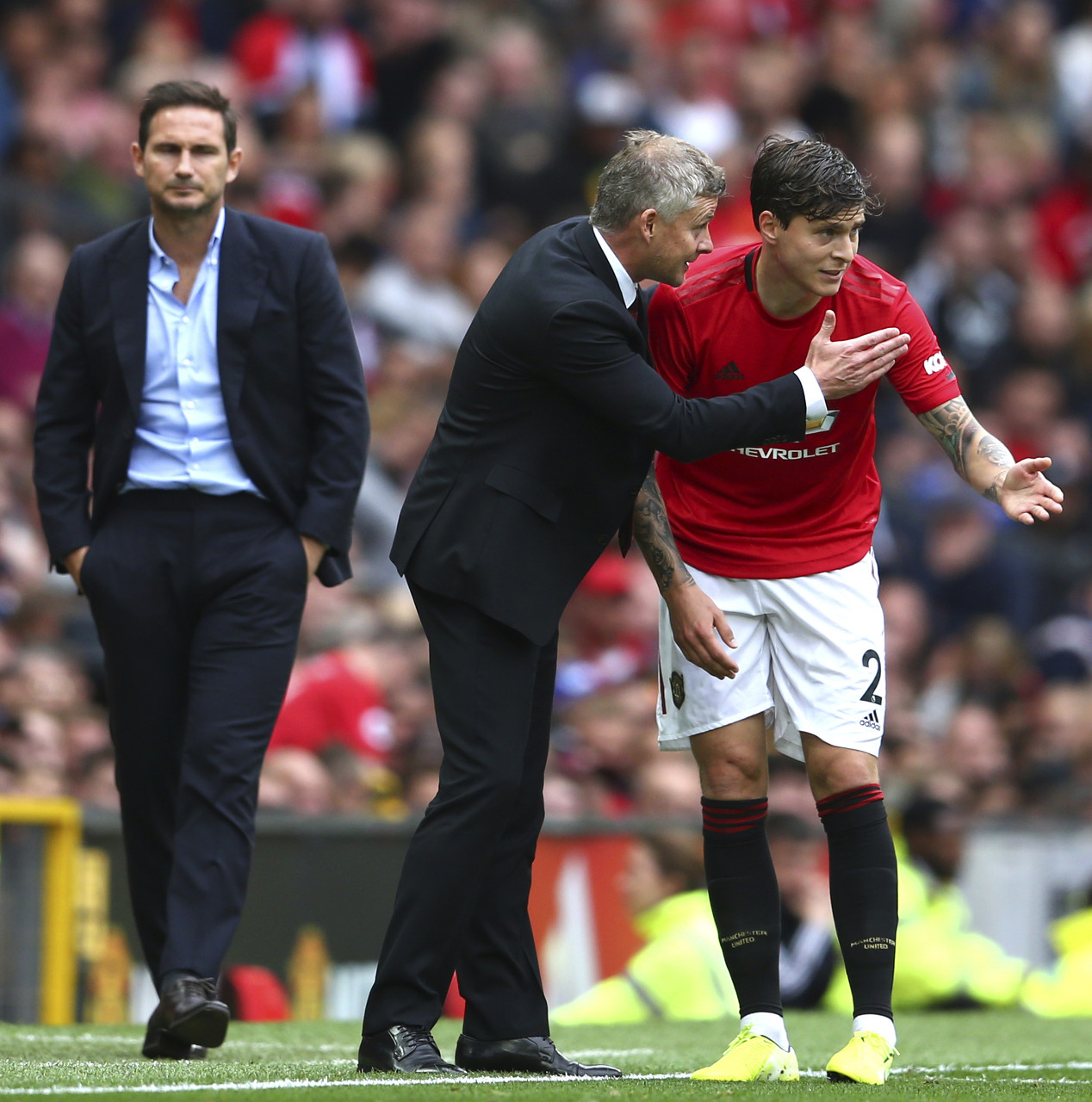 球时被断 球时被断