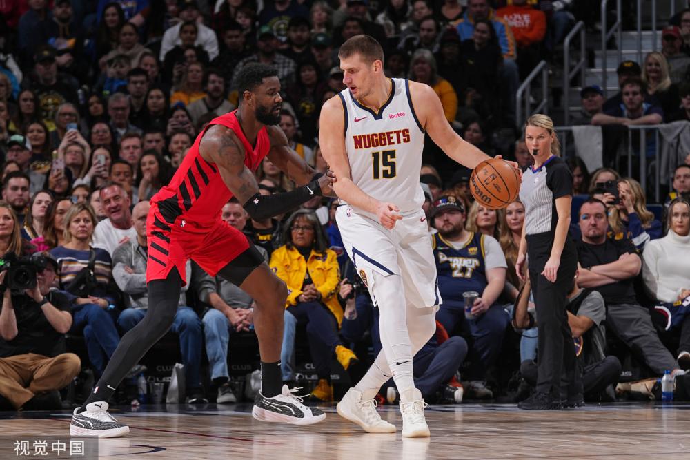 队友的自信 队友的自信